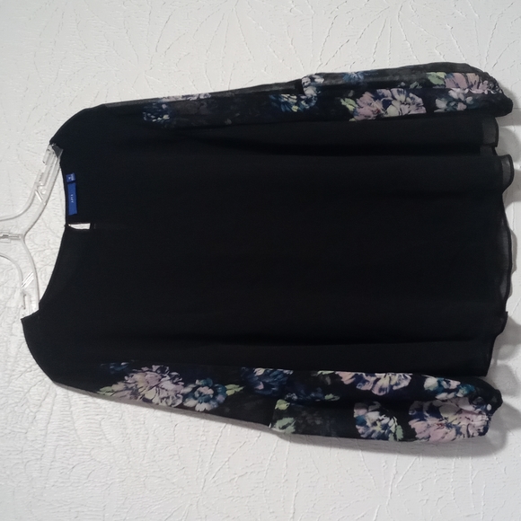 Apt. 9 Tops - APT 9 BLOUSE